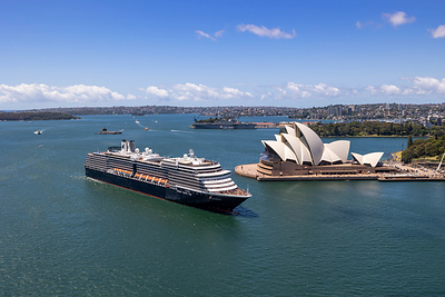 Westerdam sails in Sydney