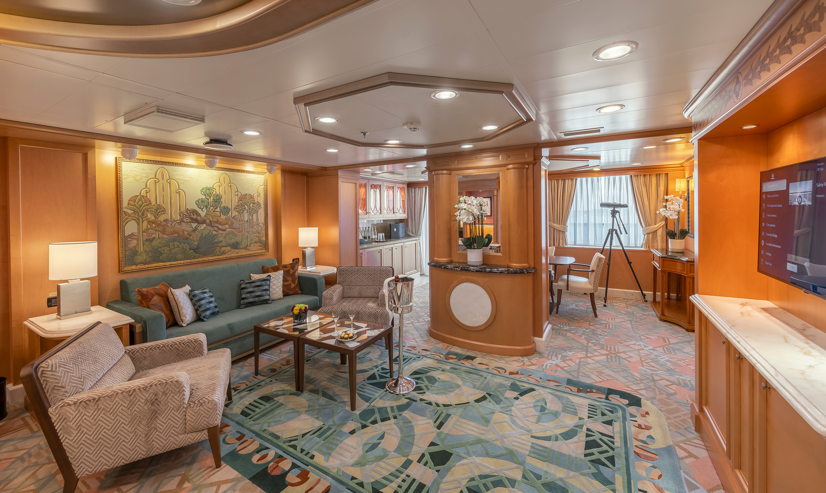 Queen's Grills 2 Suite aboard Queen Elizabeth