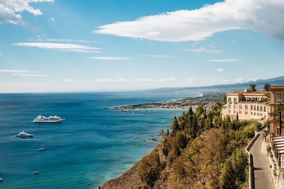 From yacht harbors to polar regions, the Ruby Collection commemorates Seabourn’s Ruby Jubilee with Yachtsman sailings, newly designed itineraries and notable voyages